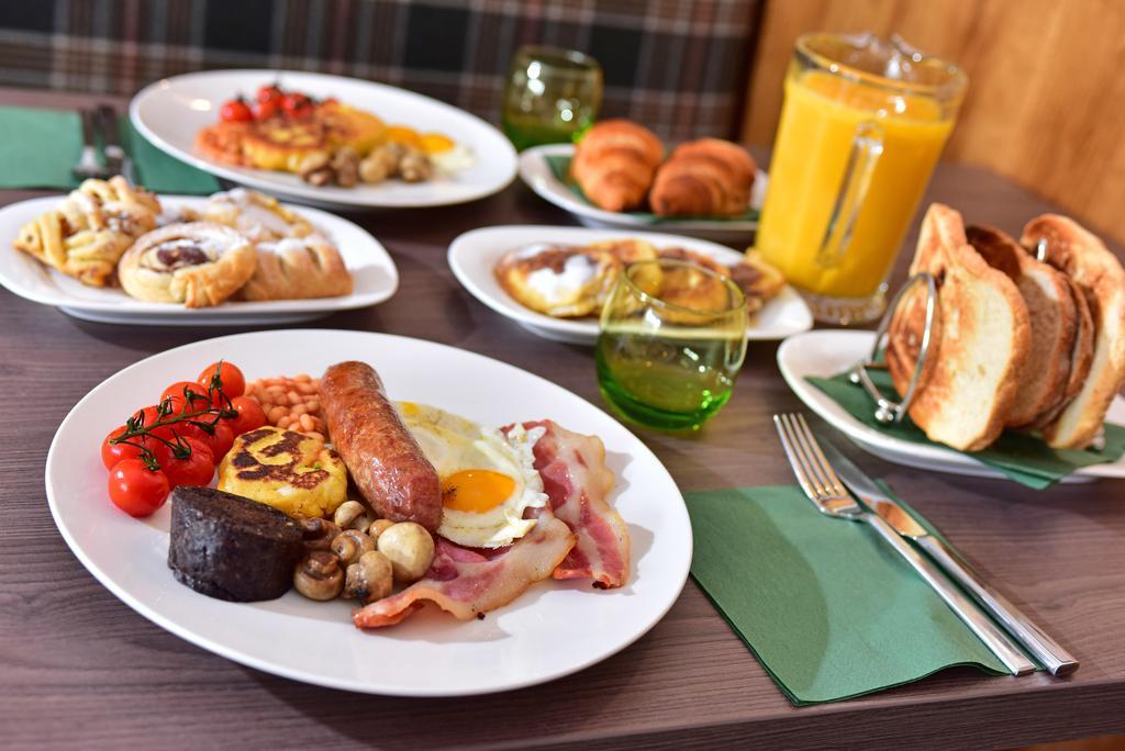 The Townhouse Aberfeldy - Rooms & Breakfast Eksteriør billede
