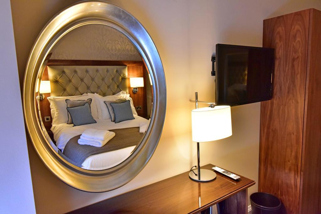 The Townhouse Aberfeldy - Rooms & Breakfast Værelse billede