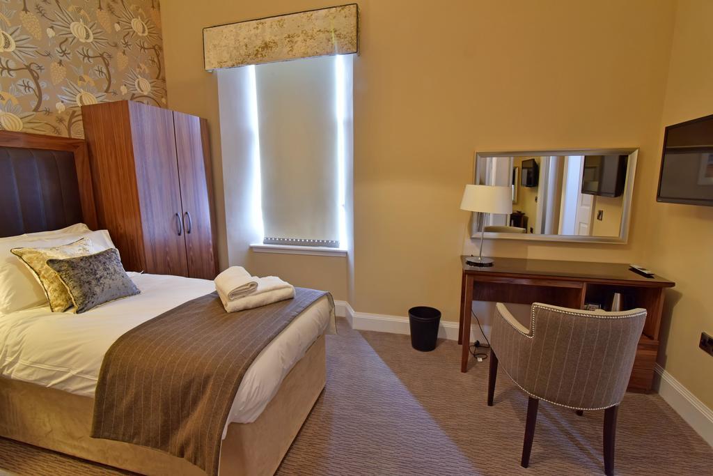 The Townhouse Aberfeldy - Rooms & Breakfast Værelse billede